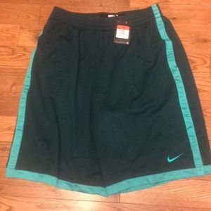 Nike basketball shorts. Men’s size large.